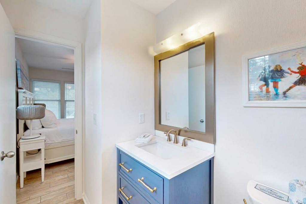 Photo of Bathroom in Plantation