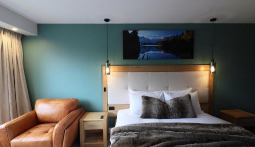 King Room with Mountain View