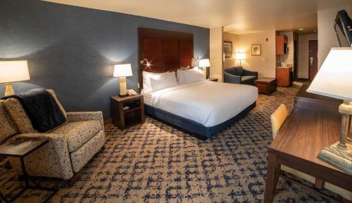 King Suite with Sofa Bed