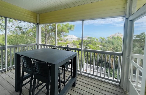 Treasure Beach Village House | Sunshine State of Mind 4 bed/3.5 bath Private Pool Gated Community