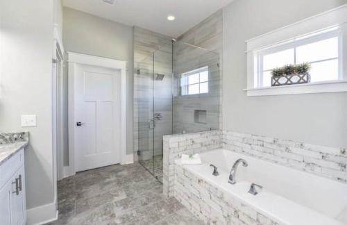 Plantation House | Rising Sun Pool Elevator Pet Beach Access