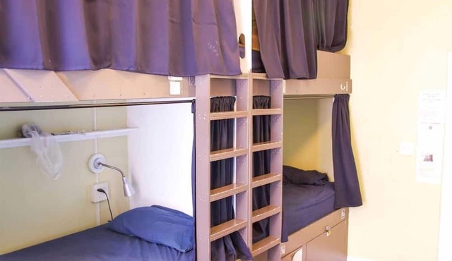 Adelaide Hostel in San Francisco