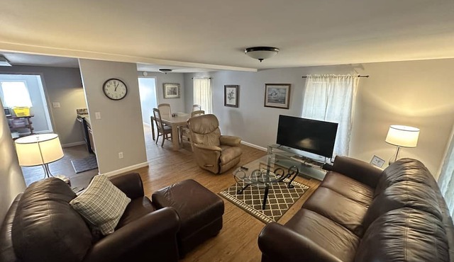 Beautiful Lake Marion Views! Pet Friendly! Newly renovated and updated! in Summerton