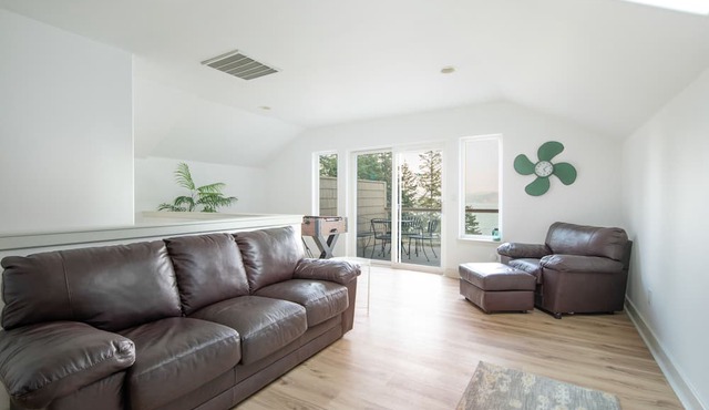 Spacious Home with Hood Canal Views, Hot Tub, Game Room & Dog Friendly in Hoodsport