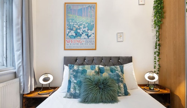 ^Cosy Two Bed AirCondisioned Apartment in Heart of Covent Garden London^ in London