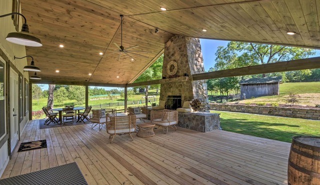 Blue Ridge Cottage: Modern Solace in the Mountains in Blue Ridge