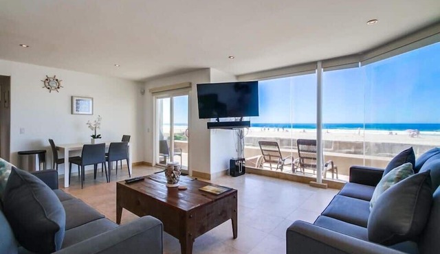 50' of Ocean Front * Exclusive Ground Level Patio * AC in San Diego