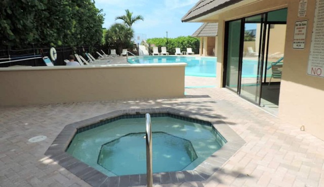 BLDG Construction Aug-Oct 2026; See Desc below! Sea Winds 1506 in Marco Island