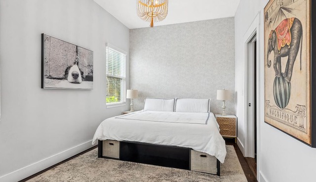 Renovated historical home with guest house in the heart of downtown Sarasota in Sarasota